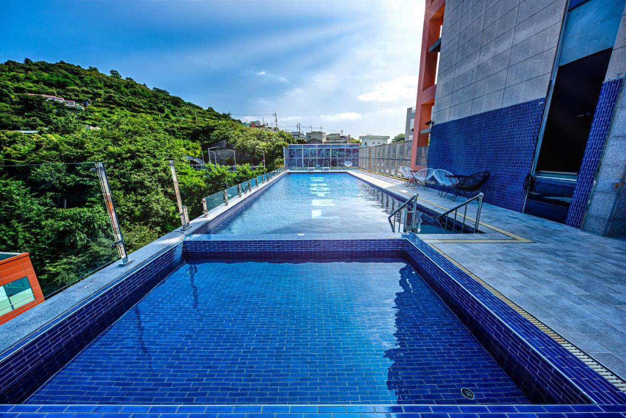 Hs Tourist Hotel Yeosu Bagian luar foto
