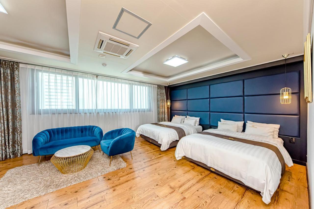 Hs Tourist Hotel Yeosu Bagian luar foto