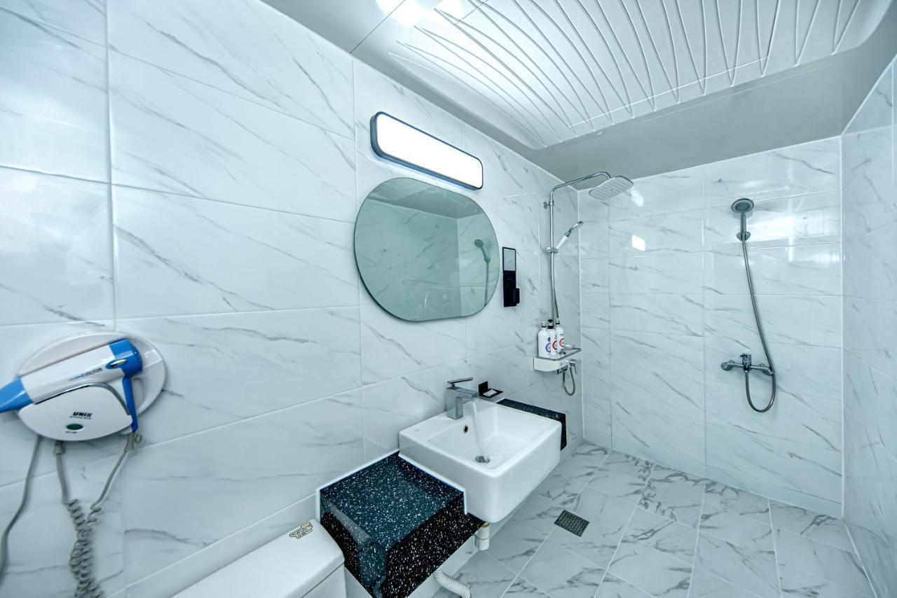 Hs Tourist Hotel Yeosu Bagian luar foto