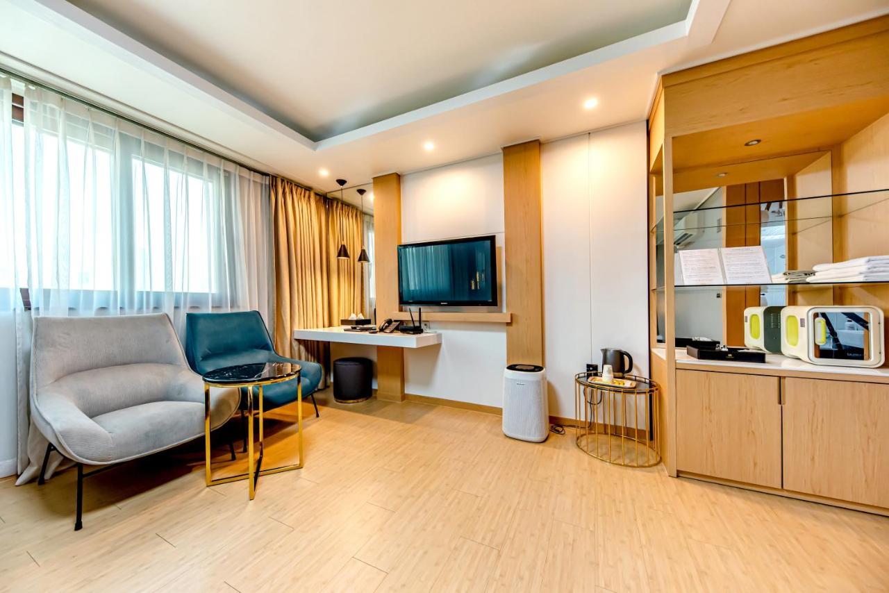 Hs Tourist Hotel Yeosu Bagian luar foto