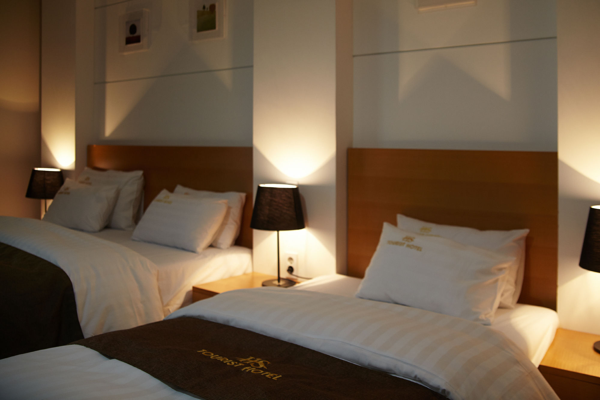 Hs Tourist Hotel Yeosu Bagian luar foto