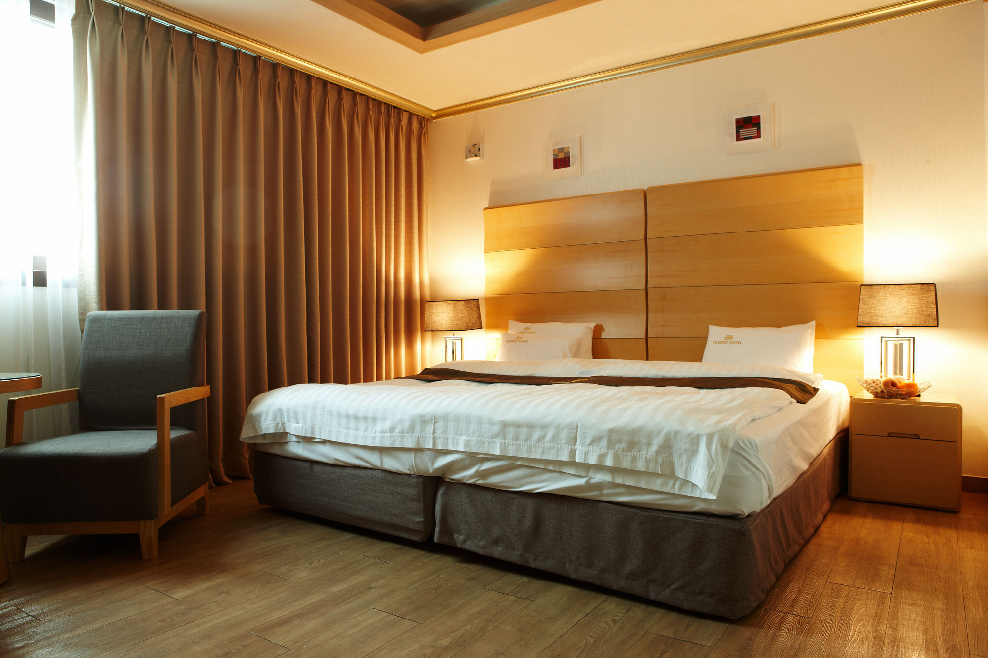 Hs Tourist Hotel Yeosu Bagian luar foto