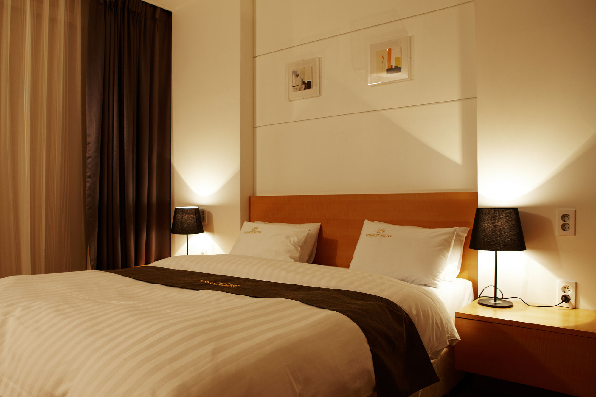 Hs Tourist Hotel Yeosu Bagian luar foto